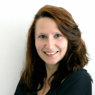 Sylvia Skarbek | Senior Art Designer